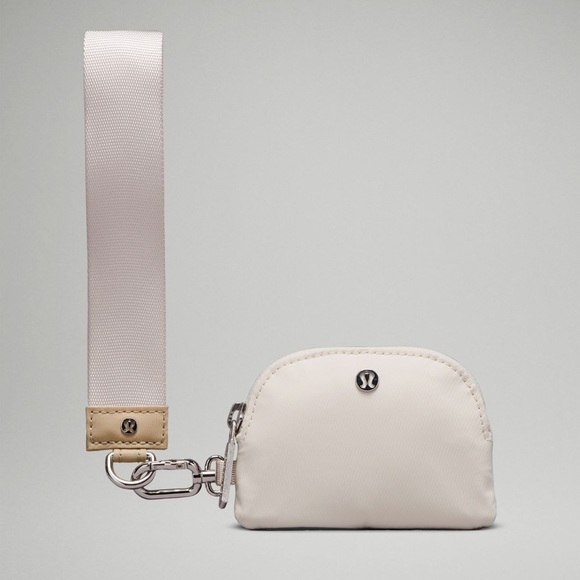 Lululemon Dual Pouch Wristlet Trench/White Opal NWT - Picture 3 of 5